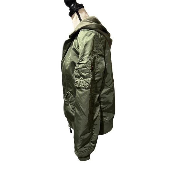 Alpha Industries Green Bomber Jacket - Picture 4 of 10